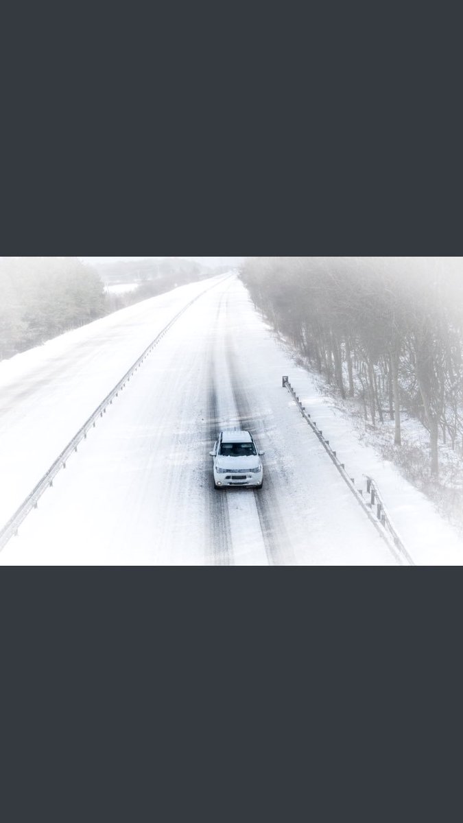 CarsOfWinford's tweet photo. Driving home on Thursday night https://t.co/sywxAAcsVt