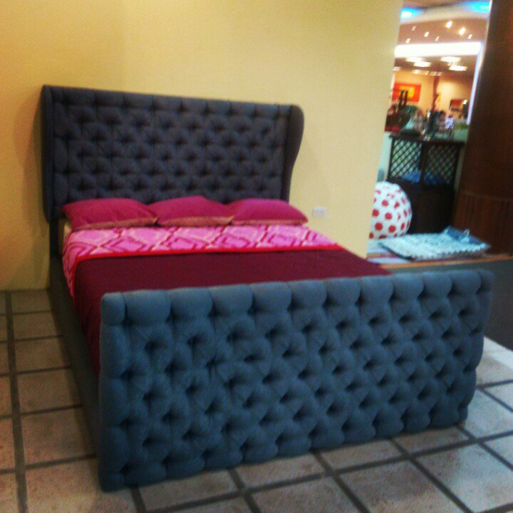 EstilosyC's tweet image. A quien le gustaria tener una habitacion tan encantadora y lujosa ... Diseñamos lo mas Hermosos #copetes  #capitoneado .... como los quieras en diferentes colores y tamaños
Este #tapizado es muy #elegante ... Productos de la mas alta #calidad #hechoamano  #estilosyc