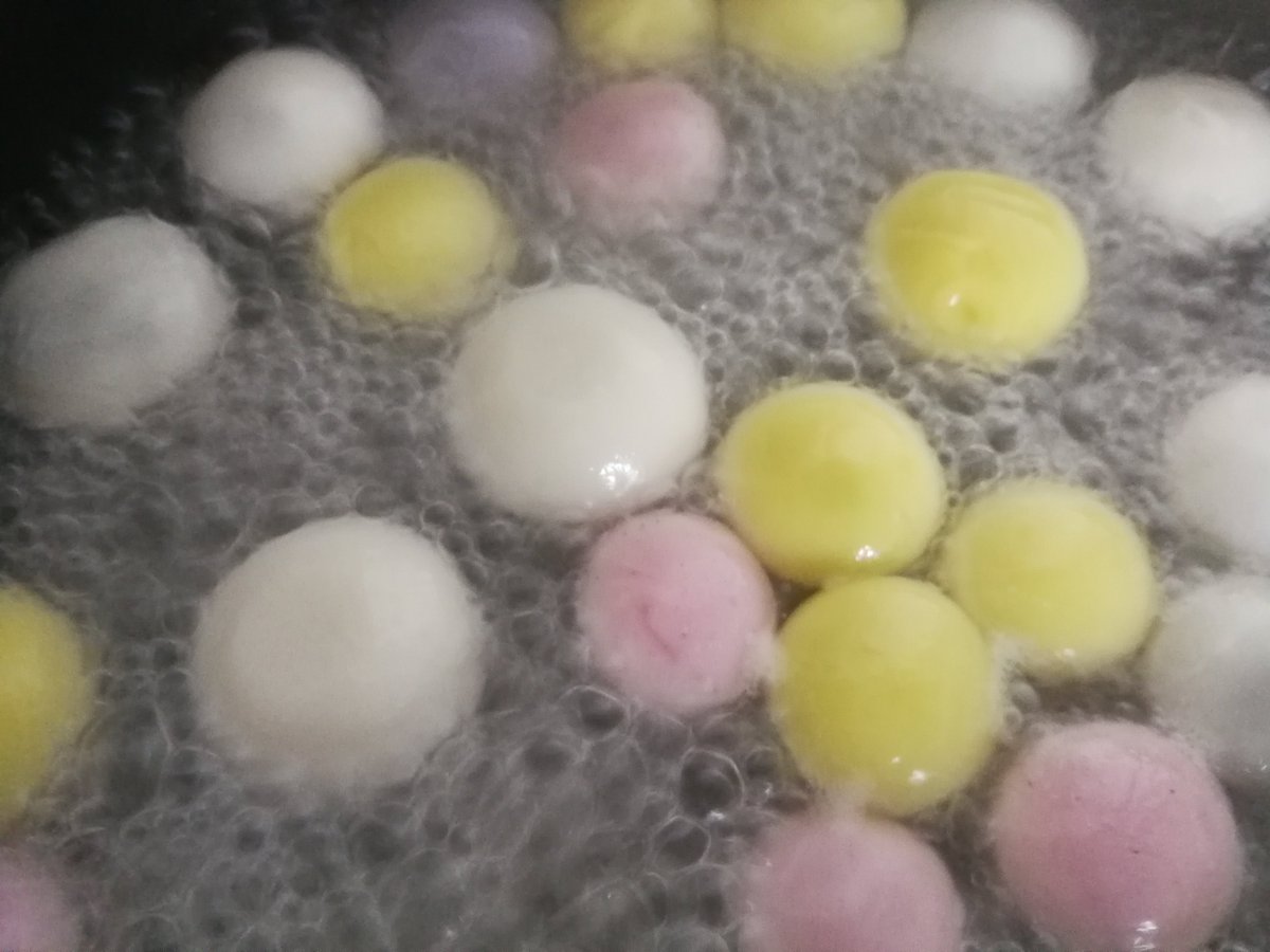 LEDheadlightss's tweet image. Do you know the tradition of Chinese Lantern Festival?
Enjoy the traditonal food Tang-Yuan and visit Lantern show this year!

-KBO&amp;amp;Lightguard Focus on LED automotive lights,including LED headlight module(Projector)and LED headlight conversion kits.
Sophie@kbocn.com