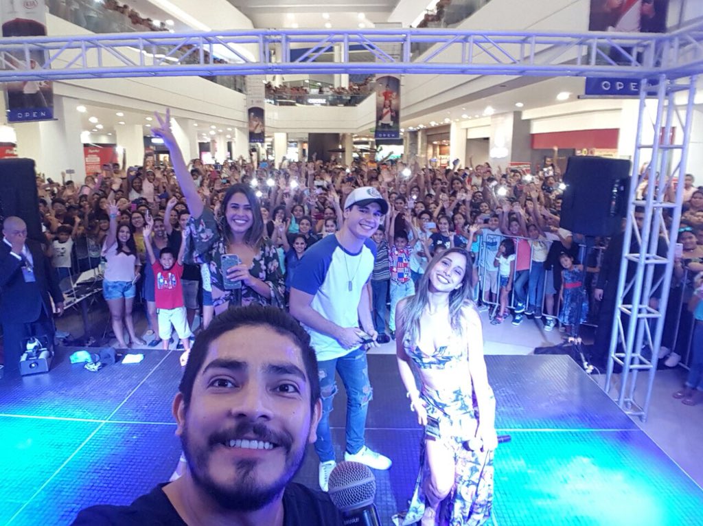 Fsolarimusica's tweet photo. Gracias #Piura #TodosSomosCumbiaPop Lo máximo!!!! ❤️❤️ https://t.co/bF44zktivT