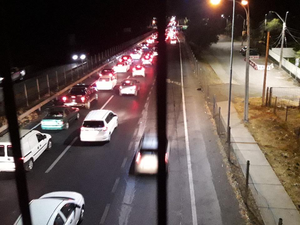 ACORDERO34's tweet photo. @biobio les encargo taco en pelequen hacia stgo https://t.co/d4V9oGU5t1