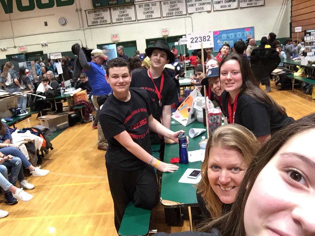 PatMedHSLibrary's tweet photo. Congratulations to @OregonMS Robotics team for representing @PatMedSchools at the Long Island Robotics Championships today. We came further than we have before and we’ll just keep climbing! #waittillnextyr #proudcoach https://t.co/0IFnTFSDZs