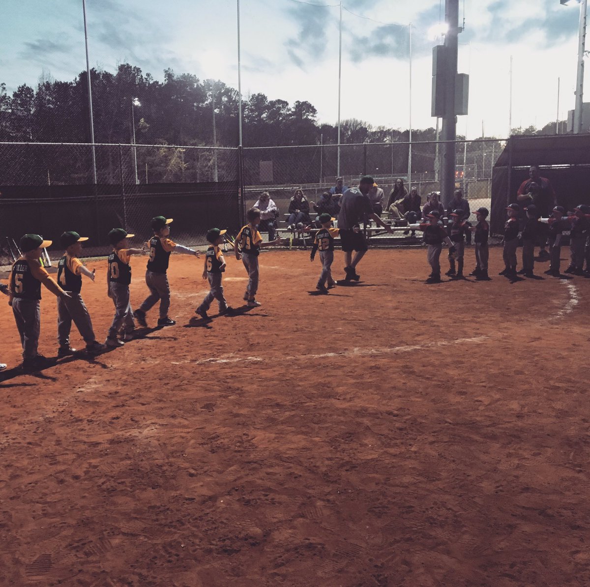 LRich_1107's tweet photo. Love my baseball boy! #tball https://t.co/JKHuaowpuZ