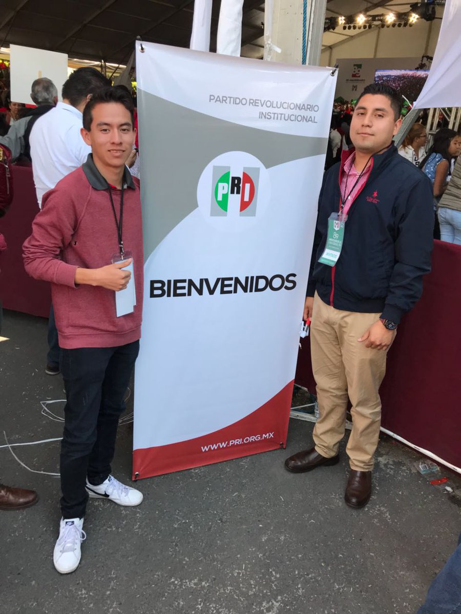 DAMORALE's tweet photo. Sin freno, sin titubeos, presentes en el 89 Aniversario del @PRI_Nacional equipo @FColosio_Iztap1 vamos @JoseAMeadeK #Meade2018 buen festejo Presidente @EnriqueOchoaR @ruizmassieu #IztapalapaPresente https://t.co/wieJXsmQ7Q