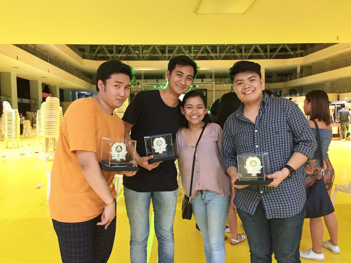 melchanm's tweet photo. Congrats @jedceeeee @schizzzoy β€οΈπ #Ateneyuh #Pansinin #NVM #Awit31 https://t.co/dypWsmwxj4