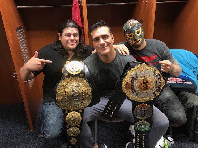 FWR_Wrestling's tweet photo. Hey @ngcwpro No solo invadimos #luchaconquest2 queremos felicitar a @SavioVega que con su propio plan le dio lo suyo a el presidente y asi hay nuevo campeón si si si @PrideOfMexico https://t.co/pySrwGr2Pj