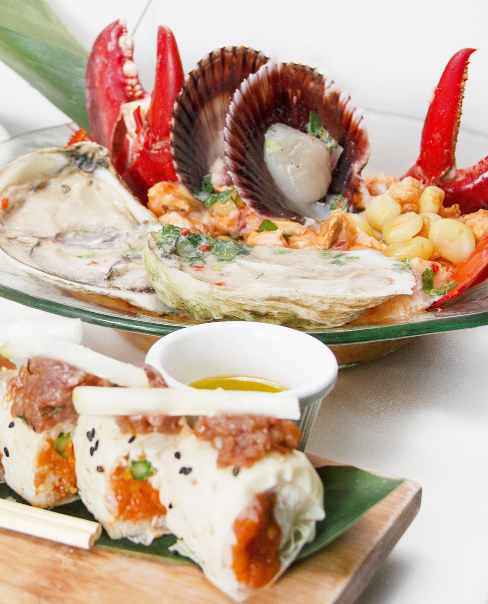 Enjoy a late dinner at #SeafoodHeaven! Stop by any of our three locations <a href="/CEVICHE105/">CEVICHE 105</a> @CEVICHE105AVENTURA <a href="/CEVICHE105SOBE/">CEVICHE 105 SOBE</a> for the best seafood experience! #ceviche105 #cviche105 #ceviche105miami #downtownmiami #miami #peruvianfood #miamifood #bestintown #sunday #dinner