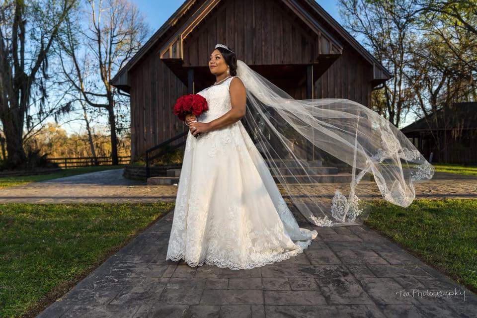 _Teaphotography's tweet photo. “Love recognizes no barriers. It jumps hurdles, leaps fences, penetrates walls to arrive at its destination full of hope.”
– Maya Angelou
On behalf of @_Teaphotography we would like to say Congratulations to the #McKinneyPartyof5 #We❤Love #VisualsCommander https://t.co/Mkc4IZuAez