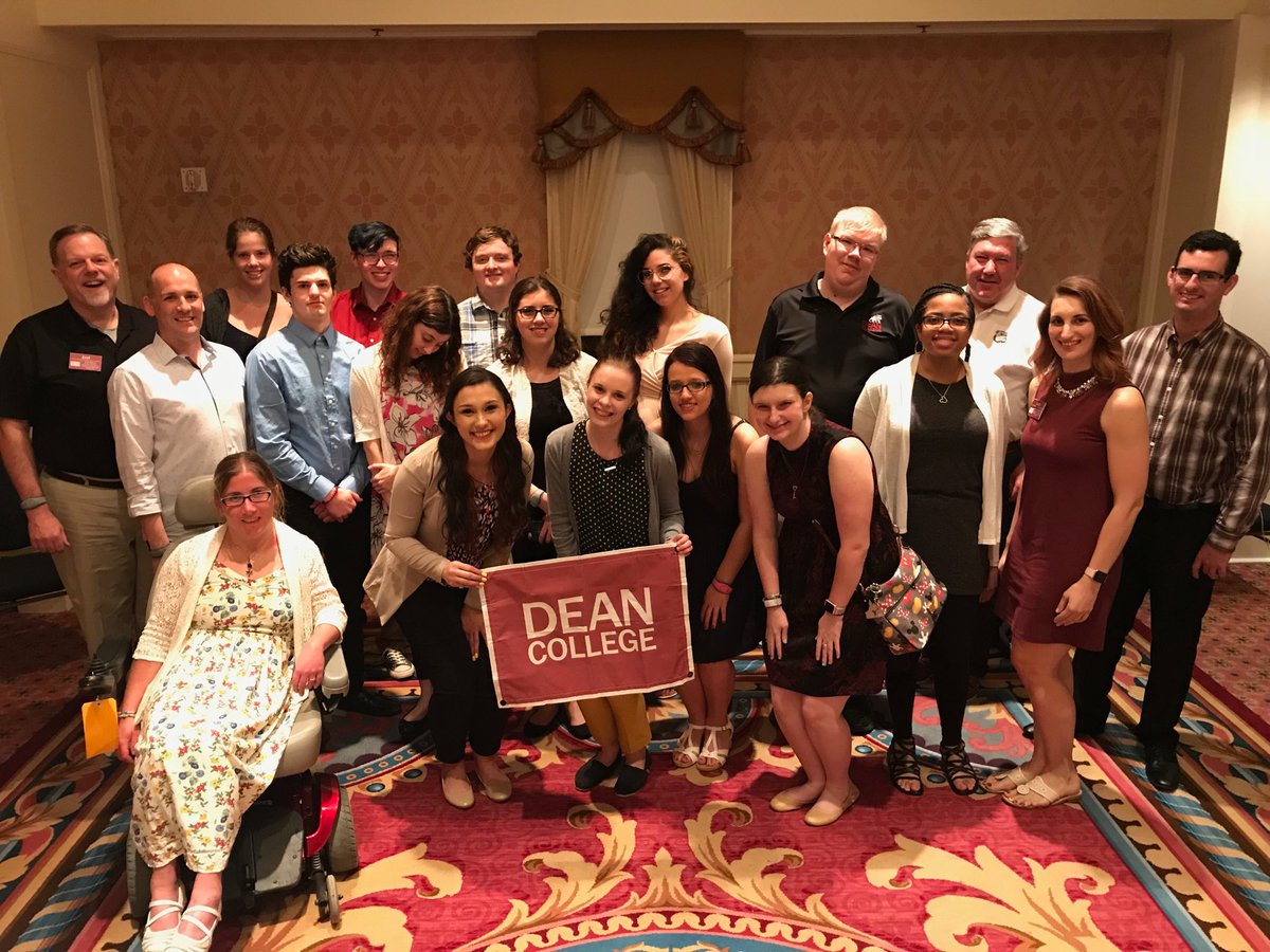 DeanBusiness's tweet photo. The Theme Park Management class is at Disney World. Ready for a great week. https://t.co/s0cKdEHYym