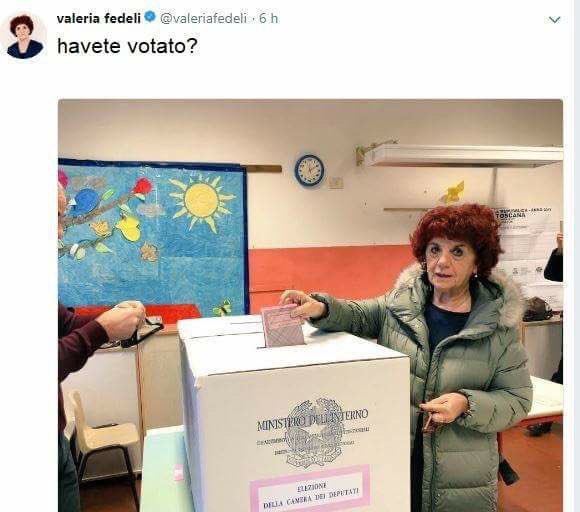 WSRC818's tweet photo. Certamente un Fake ma.....Si hanno votato e tu puoi tornare finalmente a scuola! https://t.co/DCfJHbSKVW