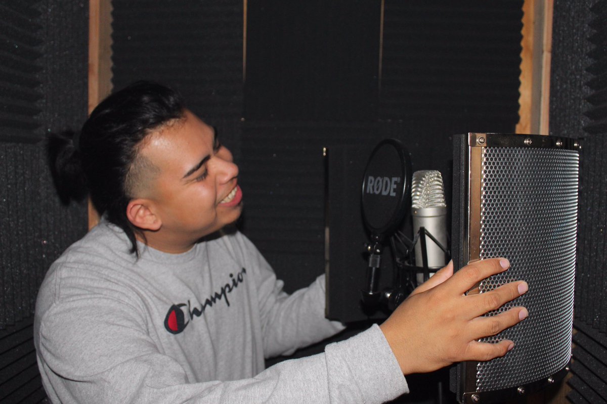 StoneColdSlick's tweet photo. This my shit. New music this week.. And video too! https://t.co/YmZqiYCcvX