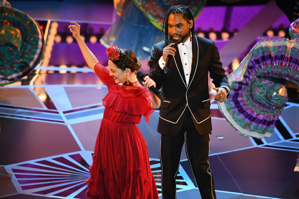 Y para volver a llorar con el triunfo de Coco, acá las fotos y video de la presentación de 'Remember Me' en los #Oscars  💞💀 🇲🇽sopit.as/2th6GSd