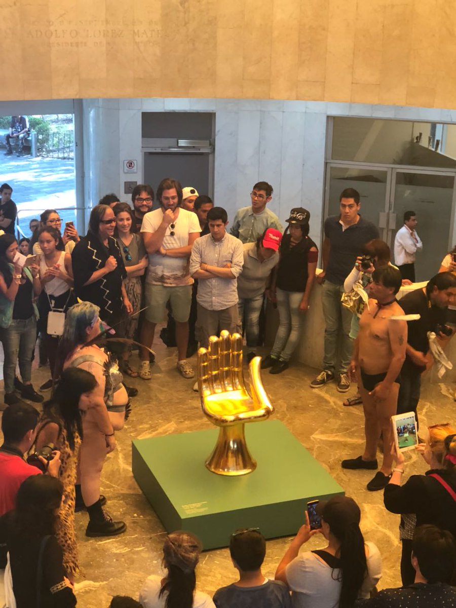 museoAmodernoMX's tweet photo. Increíble cierre y presentación del taller "Arte irreverente en tiempos de crisis extrema" impartido por #LaPochanostra y Guillermo Gómez-Peña. ¡Gracias a todos los participantes del taller! 🙃🙃🙃🙃☺️☺️☺️☺️😯😯😯😯😯 #GoMexMAM https://t.co/7JERiXI94C
