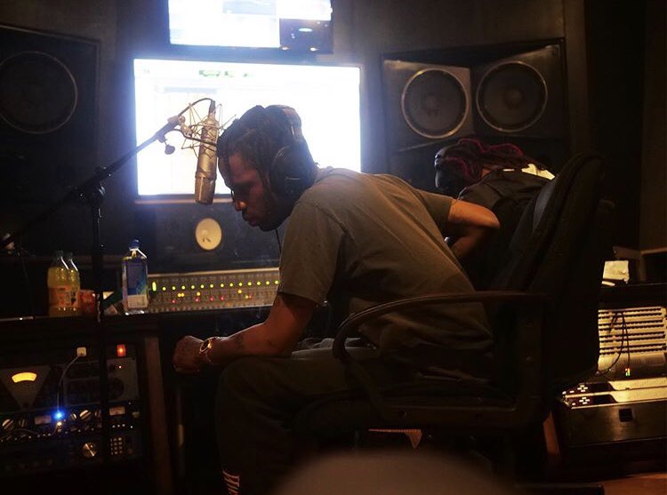 pIaythishiphop's tweet photo. Travis Scott currently putting final touches to "Astroworld" with Mike Dean https://t.co/U4YxNQ4zto