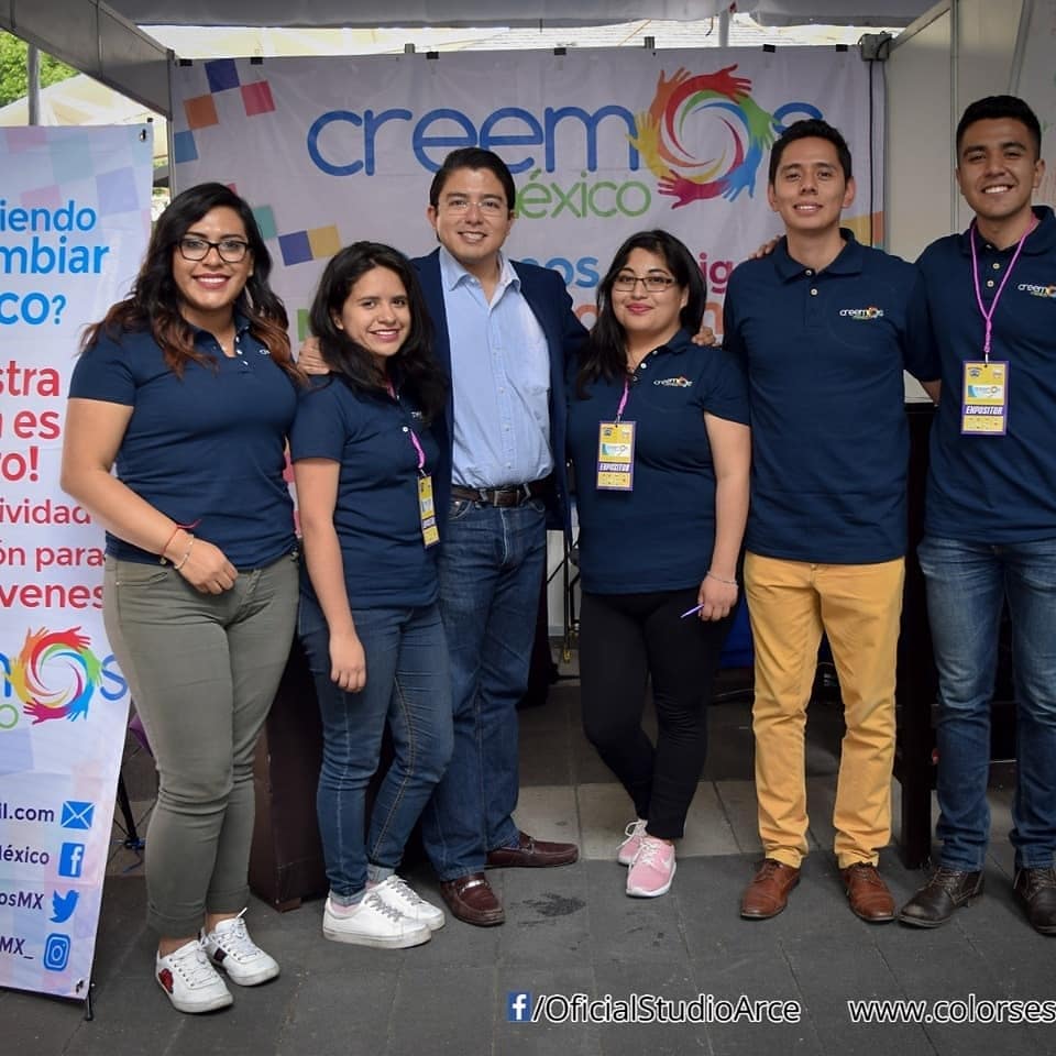 CreemosMX's tweet photo. La formación de niños y jóvenes es nuestro mayor reto, con este propósito estuvimos este fin de semana en #ExpoTuEscuela en la Alameda del Sur dandos a conocer.
 #CreemosJuntosElMéxicoConElQueSoñamos. Somos un gran equipo y esto apenas comienza.

#CreemosMx ¡Únete! https://t.co/g149wtzHwD