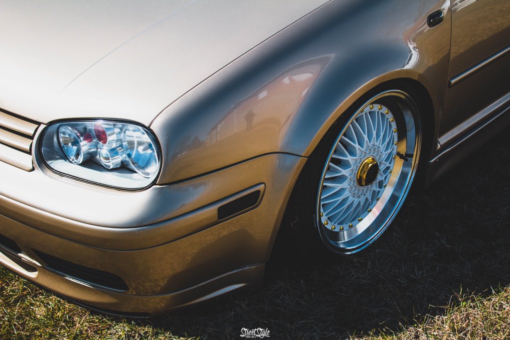 StreetStyleBren's tweet photo. More shots of the VW 📍

@SlammedInc 
@Slammedenuff https://t.co/KLECLSCzis