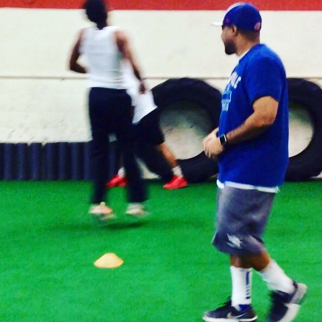 CoachAMeans's tweet photo. I just wanna help kids get better‼️💯 #NoStringsAttached #NoAngles #AIIX⚒ #ConstructionInProgress🚧 #DBz🔒 https://t.co/RDMz07p7e2