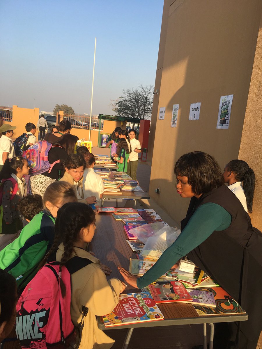 MrJamiePlunkett's tweet image. The sun is shining 🌞 and a perfect morning for a book swap! Which book will you start to read today? #gcsbookweek #behappybegcs @GCSchoolDubai @Taaleem @GCSPYPCor #literacy
