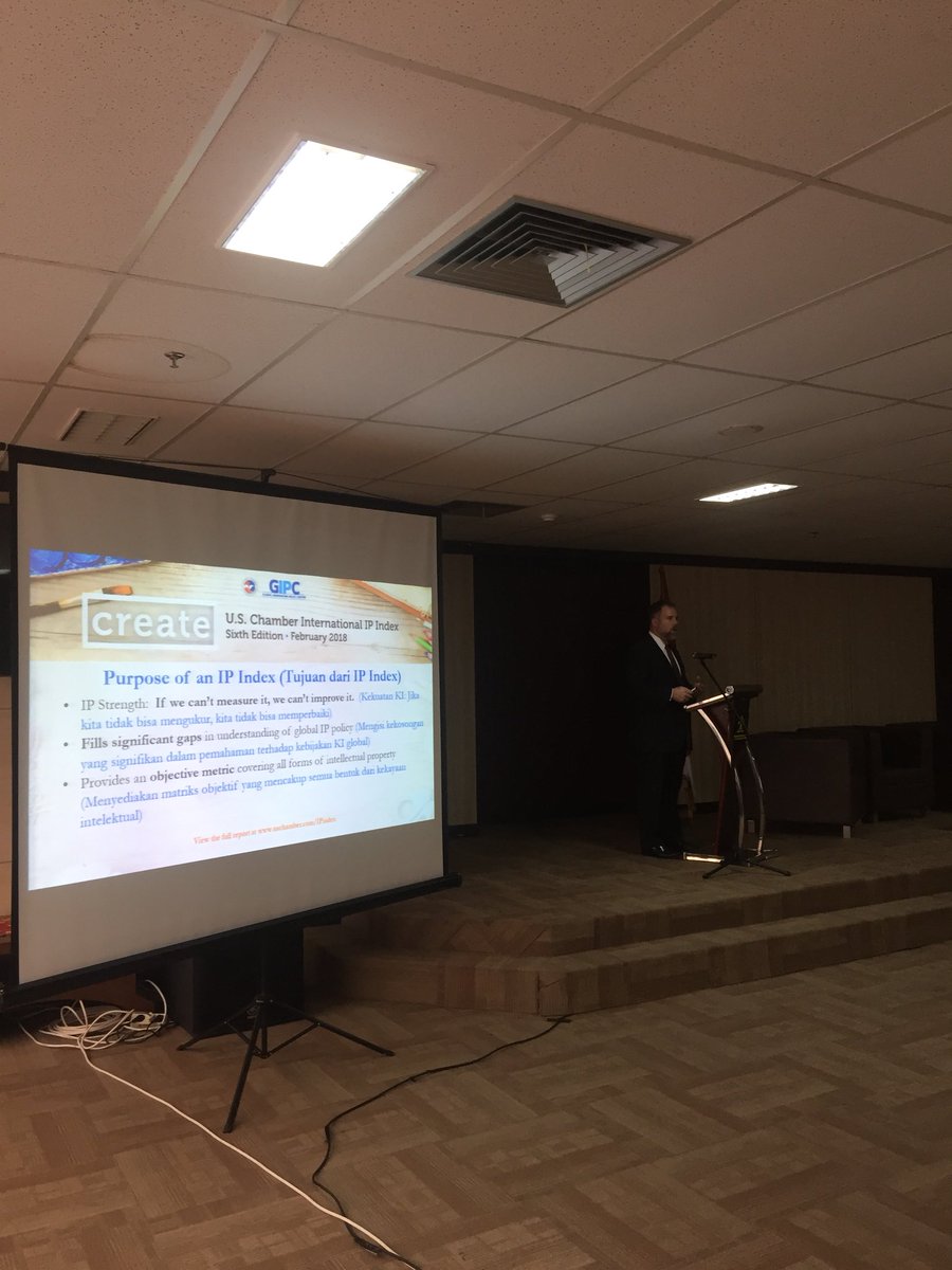 Kelly Anderson tweet media