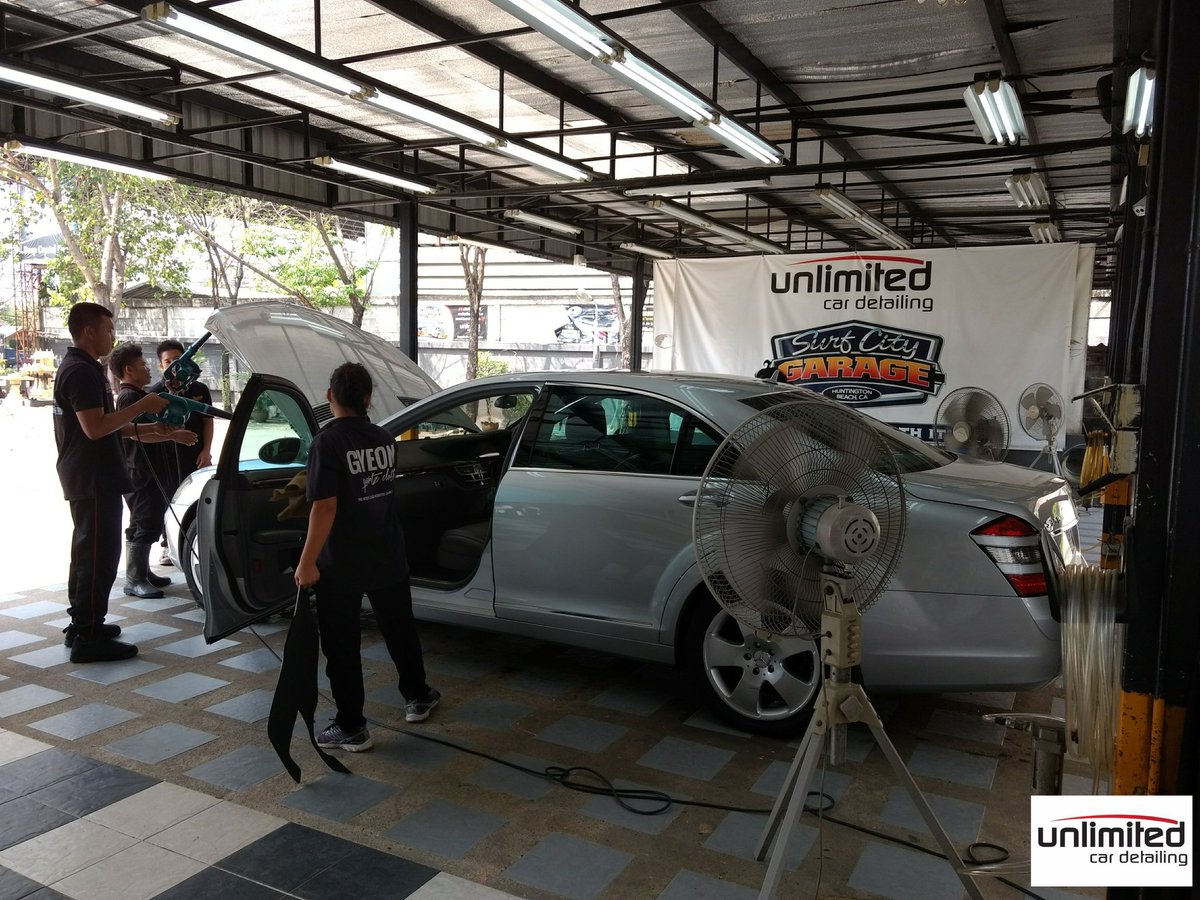 UCarDetailing's tweet photo. ใหญ่ขนาดนี้เอารางวัล #Oscars ไปเลยไหมครับพี่ #MercedesBenz #Mercedes #Benz #S350 #SClass จะใหญ่ไปไหน #ล้างรถ #เคลือบสี #CarDetailing https://t.co/W6kBTxEbu1