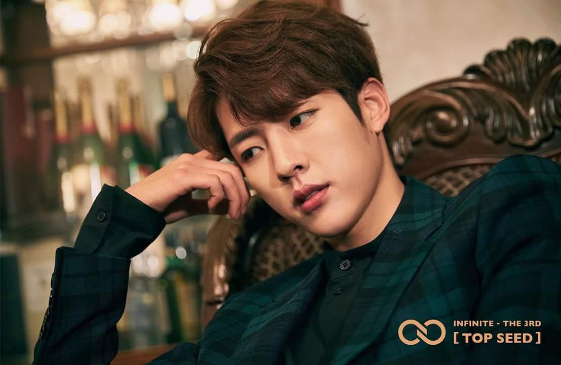 KinanEdlyn's tweet photo. Ke acara comifuro  banyak fendom lain bertebaran karena Infinite gak ada jadi mesen yg hanya aku yang punya.... Kkkkkkkk

Gambarnya bagus... 😊😊😊😊

#INFINITE #leesungyeol #leeseongyeol #infinite #comifurox #comifuro

Art by ig @kumomiku https://t.co/YHr64gLTYE