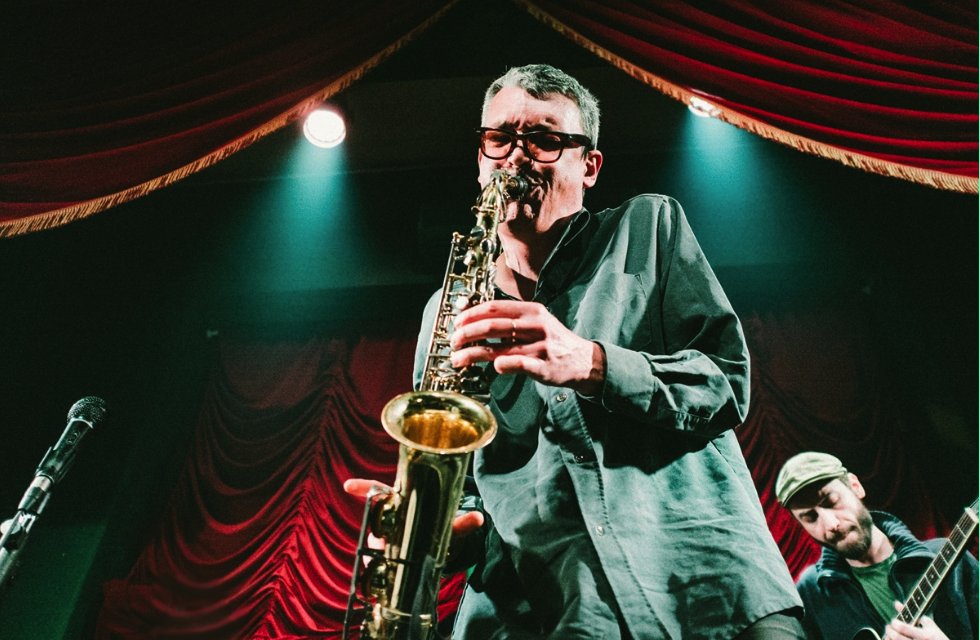 Monday brings a new article on our website. We talked with <a href="/iordache_jazz/">Mihai Iordache</a>, the composer, saxophone player, producer and boss of <a href="/FiverHouseRec/">Fiver House</a> . He plays on stage with his jazz funk band Iordache and with the indie band @kummusic
Read the full interview→ goo.gl/YSe6KG