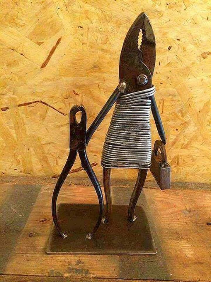 UpcycledWonders's tweet photo. Mother and her child in amazing #upcycled idea! 😍😊 https://t.co/u3v0siBqe8