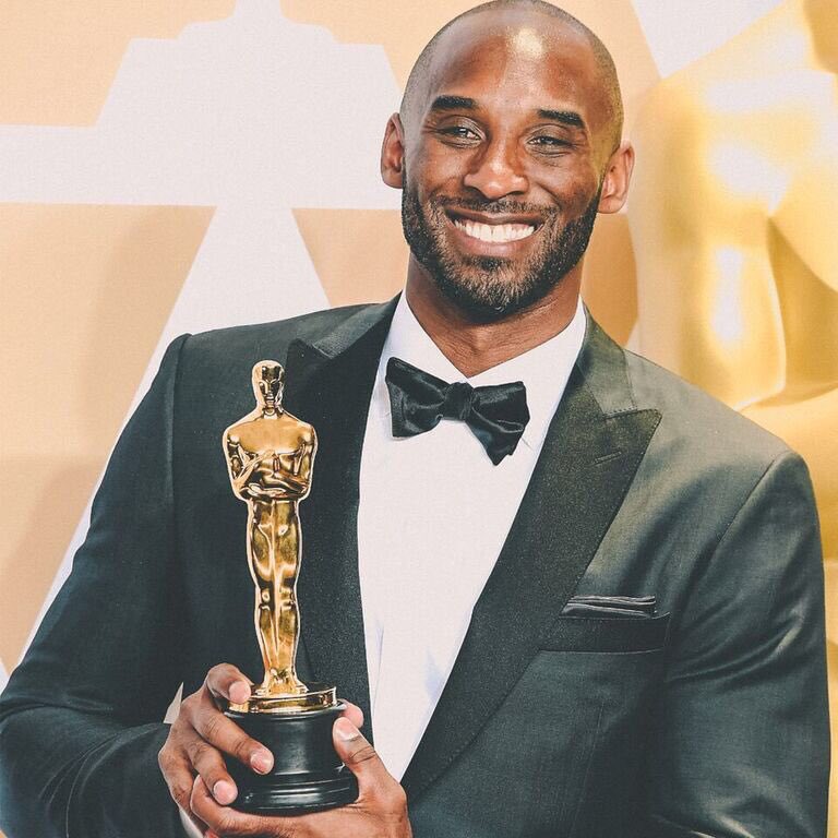 albertommoral's tweet photo. Kobe Bryant sigue ampliando su increíble legado

✅ 5 anillos NBA
✅ 2 JJOO
✅ 2 MVP de Finales
✅ 18 All Star
✅ 1 MVP

Y ahora un Oscar en 2018 por su corto animado “Dear Basketball” en ocasión de su retiro. Tremendo! #Oscar2018 #Oscars https://t.co/zU5cr4xUpc