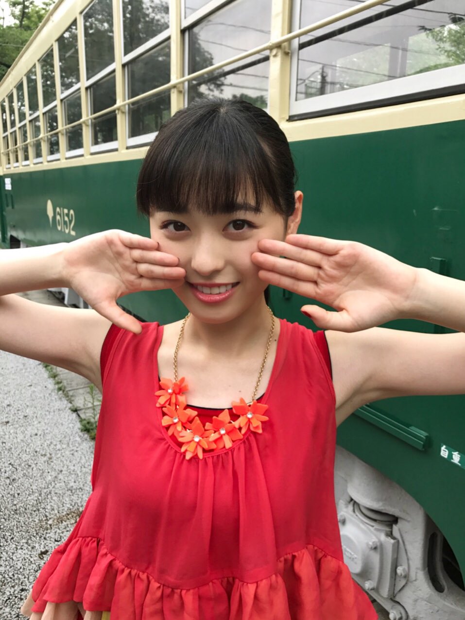 福原遥1stフォトブック「はるかいろ」 | TOKYO NEWS マガジン