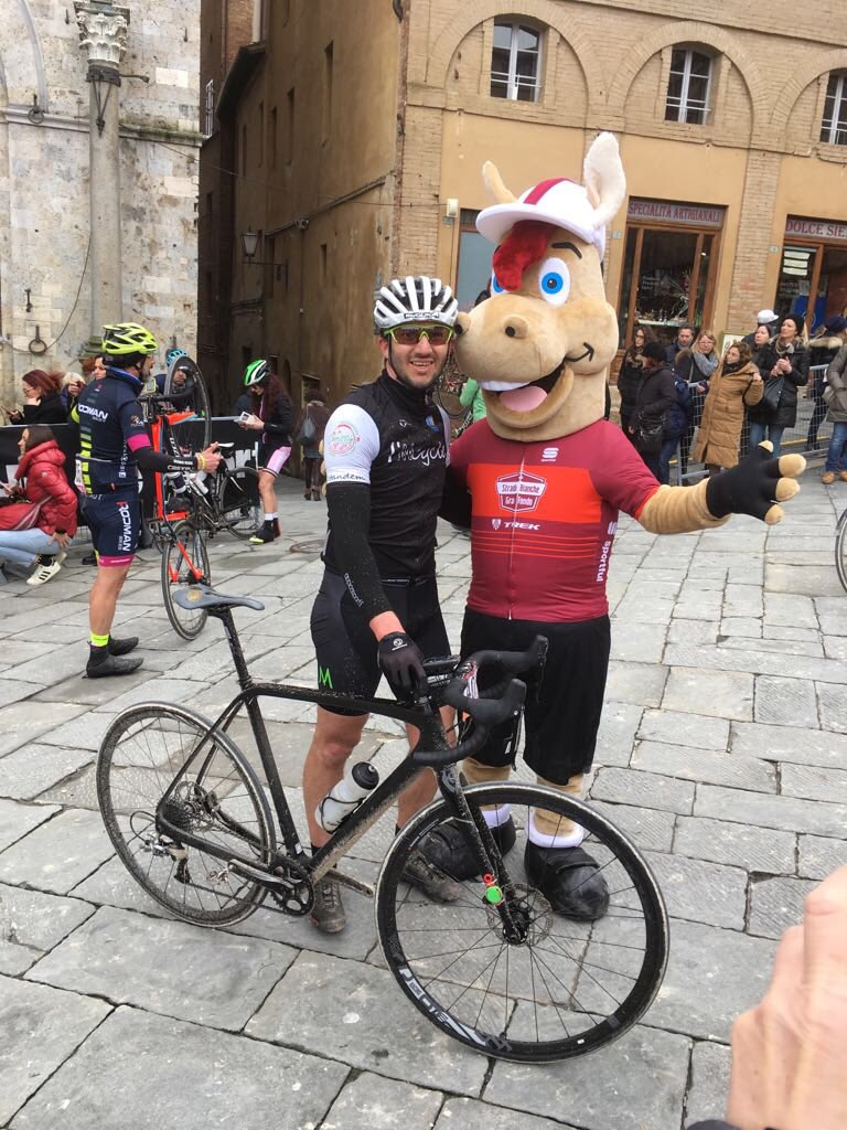 ivan_torrero's tweet photo. #StradeBianche io c’ero!!
#imcycle #imtandem
@IMcyclingbrand
@imtandem
@Orbea
@selle_italia
@endura https://t.co/wr1rf8HKZu