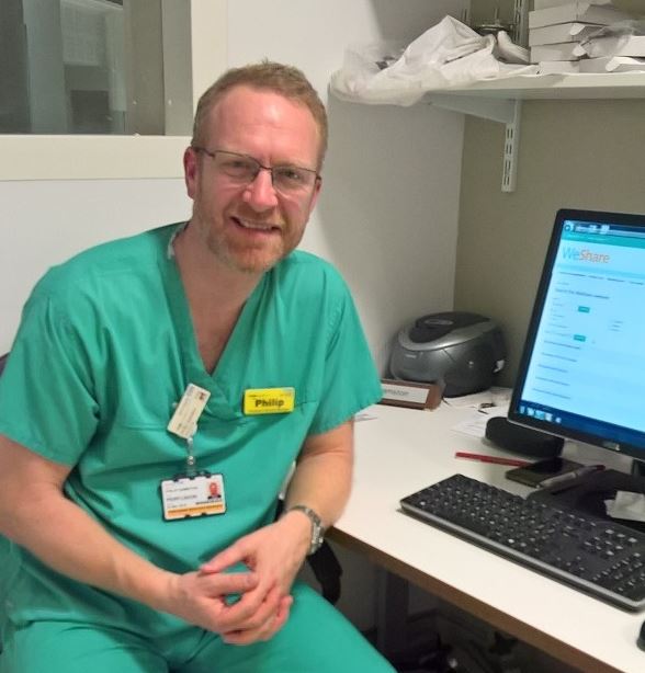 NHSBartsHealth's tweet photo. 📣 Interview with Phil Gamston 📣 

We caught up with Phil to find out more about his role and why our improvements to patient safety during invasive procedures are so important. 

Read the full interview here: https://t.co/pgd0VF5Lju 

#NatSSIPs #WeImprove @BartsHospital https://t.co/jBSiu8tIPs