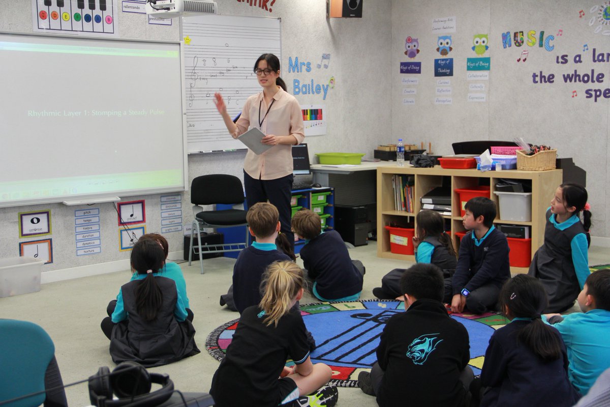 NAISPudong's tweet image. Year 4 enjoyed their #Music Lesson with our special #guest Andrea Lee last week!
Ms Lee is our NAIS Pudong #Juilliard curriculum #specialist. During her visit she worked with our #PerformingArts department and some our of students during her 2 day trip.