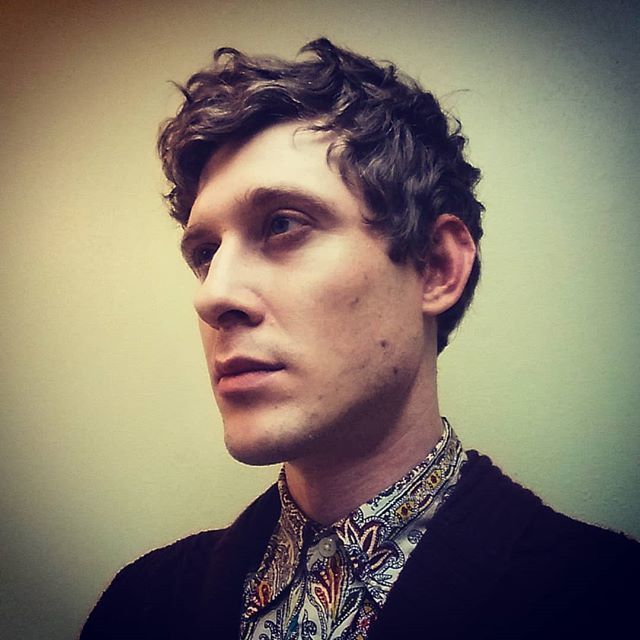bookofcolors's tweet photo. Hello! Welcome to my face 😚 https://t.co/Nv8JXOQOGG https://t.co/O3cKljCDSB
