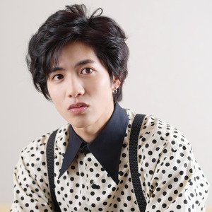 伊丹和弘 Twitter પર この俳優さんを知らなかったので 写真だけを見たとき キムタク すげぇ化粧濃いな ジャニーズもネット解禁と聞いたが いきなり攻めてくるな と思ってしまった 性的少数者を演じ 裏側で すごく悩んだ 志尊淳さん T Co