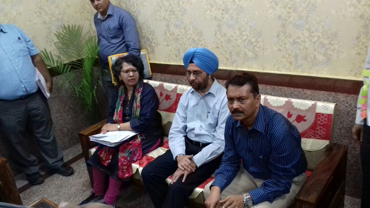 DespLnk's tweet photo. Mr. T. P. Singh, General Manager- North Western Railway interacted with Press / Media representatives at Alwar station #JaipurDivision during the annual inspection https://t.co/OgV557JBzA