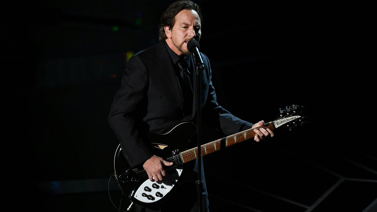 RollingStone's tweet image. Watch Eddie Vedder perform a moving version Tom Petty's "Room at the Top" at the #Oscars rol.st/2FdqVGb