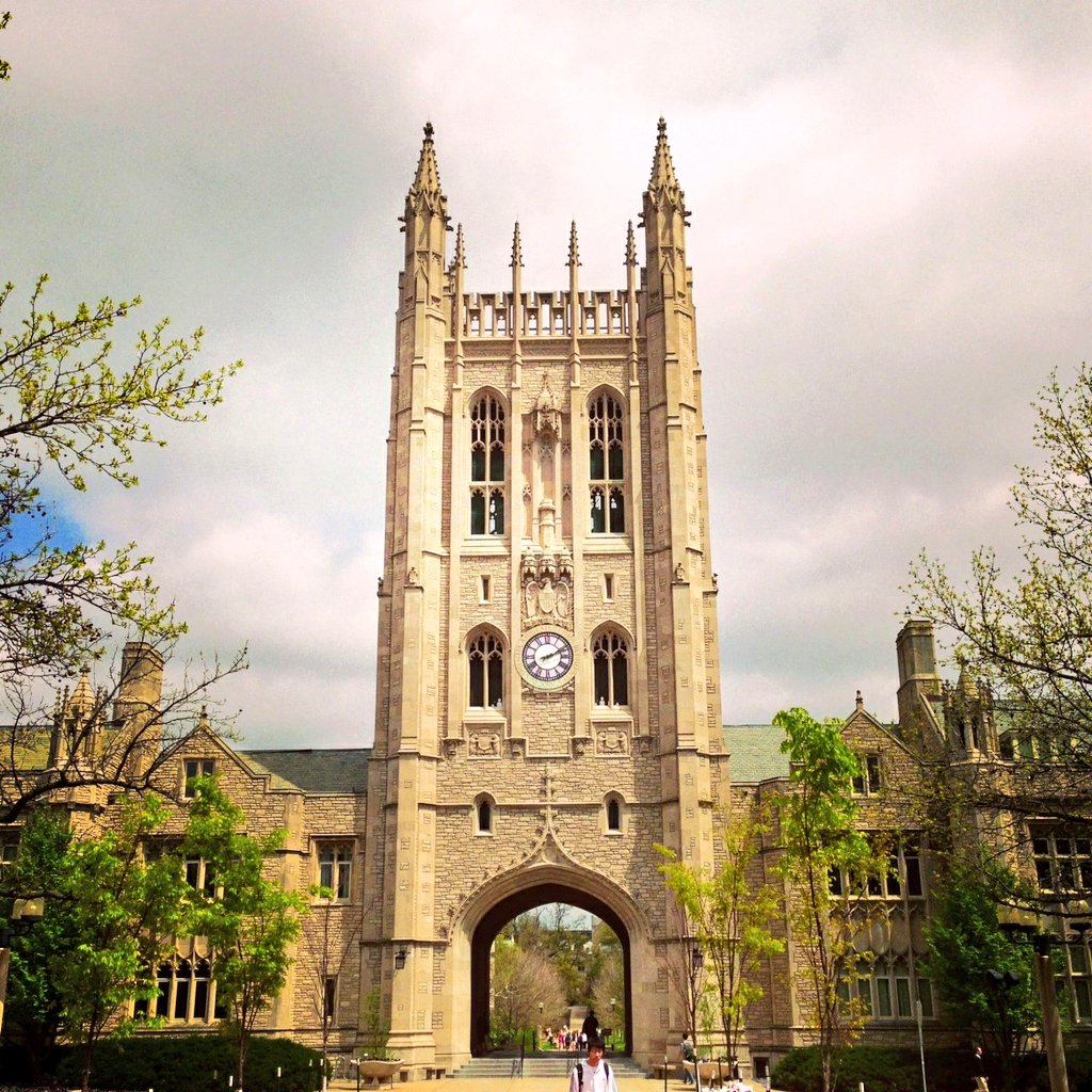 Best Colleges tweet media