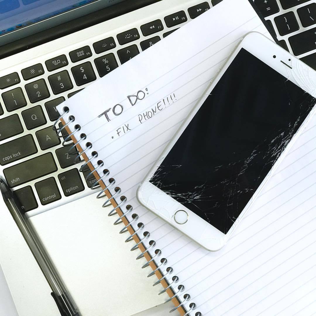 iFiX_Durham's tweet photo. Is Your Cracked Screen On Your To Do List? https://t.co/Odt1UPVuhc