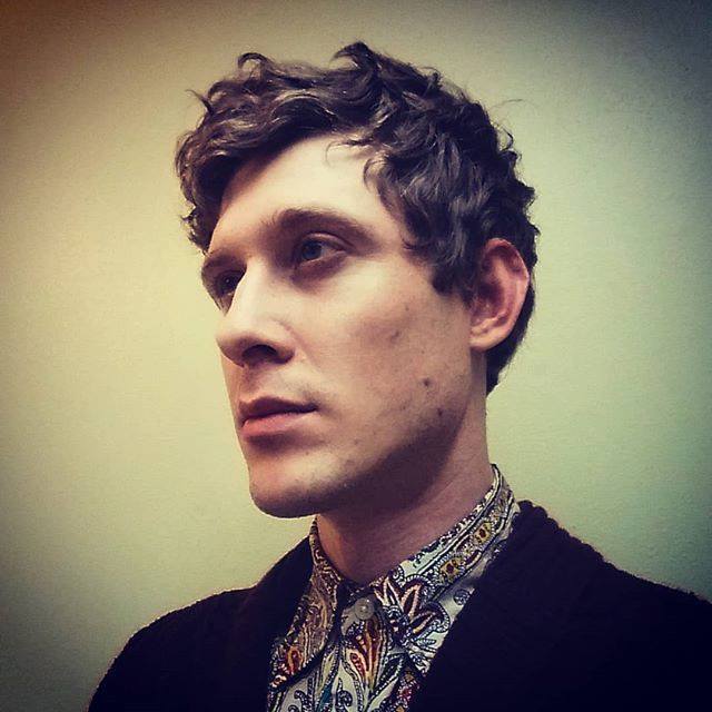 bookofcolors's tweet photo. Hello! Welcome to my face 😚 https://t.co/Nv8JXOQOGG https://t.co/g5QfO2Pzwg