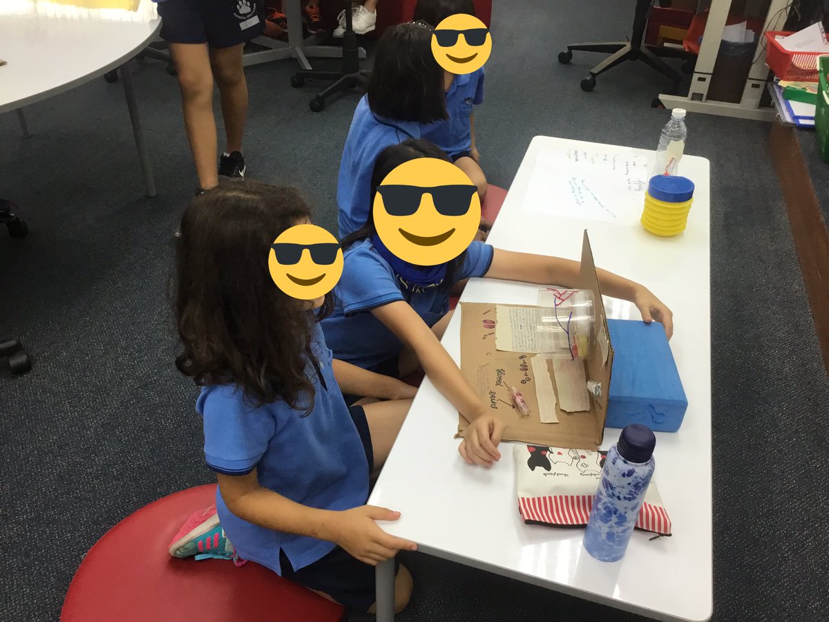 Elyabdrahman's tweet photo. Thank you 5JV @JvincentISKL reading buddies for sharing your science project on the human body systems. What a great way to extend the second graders' learning on healthy choices! #ISKLGR2 https://t.co/FKMMMgPmKP