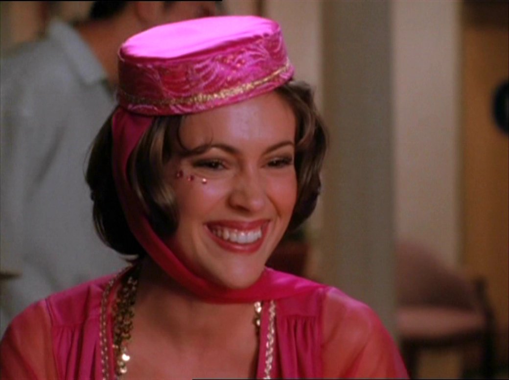 RealCharmedTV's tweet photo. #178DaysofCharmed
S1E4: Watch out for killer #PinkCadillacs, and hotel psychics in pink! https://t.co/18R9qMOV5G