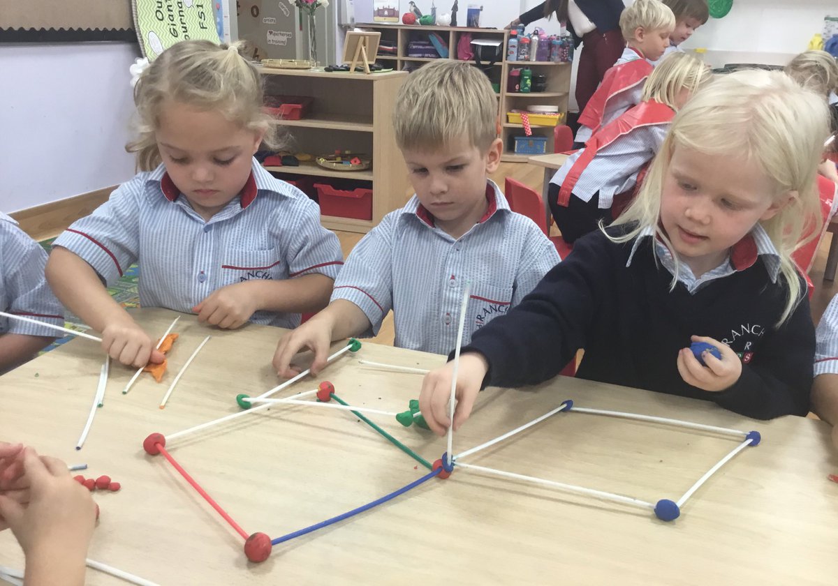 RPSDubai's tweet photo. Miss Lang's little engineers in FS1 using clay and straws to build a house that the big bad wolf can't blow down! #EYFS @TeachingSTEM #STEM https://t.co/lFMfWMLKDw