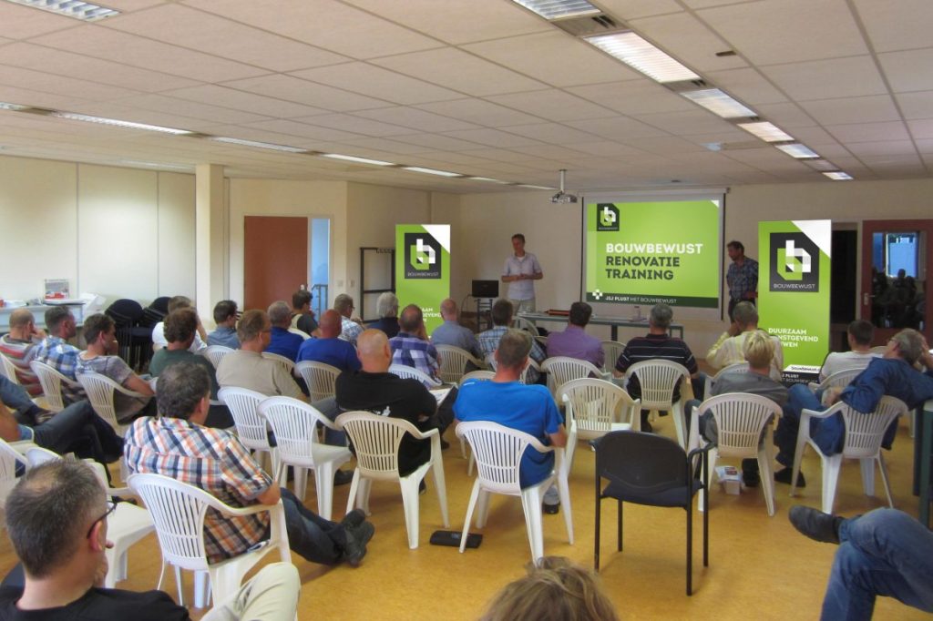 @BMN_Nederland start training vloer- en gevelrenovatie. aannemervak.nl/uitvoering/bmn…