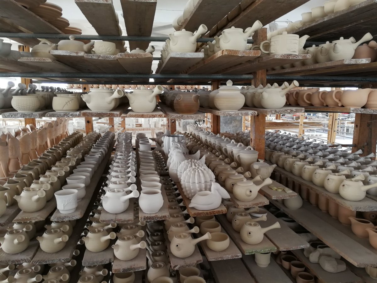 jkteashop's tweet photo. Making tea ware!
🤓🤓
#teaware #teaset #teawarehouse
https://t.co/6UdnlGm2tv https://t.co/8ICHlRzTUX