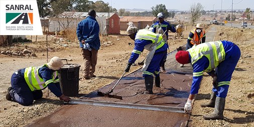 SANRAL_za's tweet photo. A group of 10 locally selected SMMEs participated in SANRAL’s Training and Construction Management Services Programme for the construction of pedestrian facilities in Aliwal North. #BeyondRoads https://t.co/gj1TCGOs2n