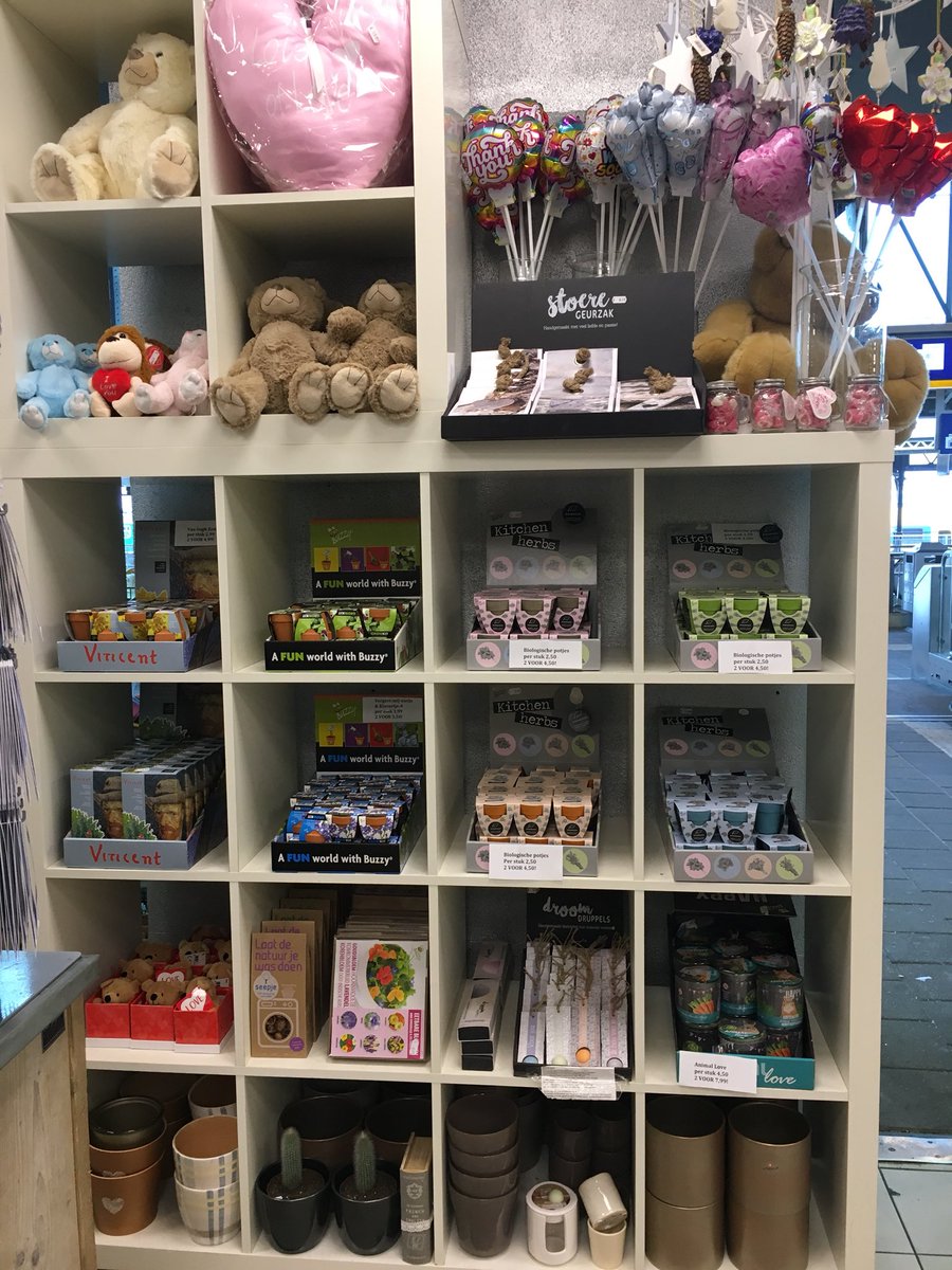 Winkel #Paas-proof gemaakt! <a href="/Flowersinsight/">Flowersinsight</a> #Pasen #lekker weertje komt er aan #♥️