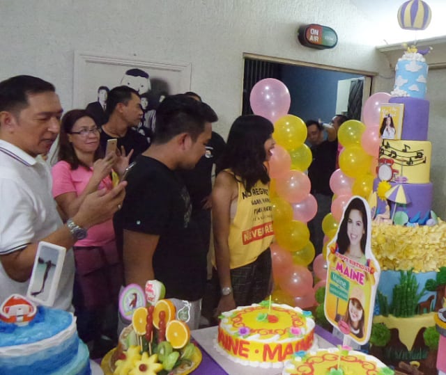 Birthday cakes x #NicomaineAt23 🎂

© papixure_ne IG | #MaineMendoza