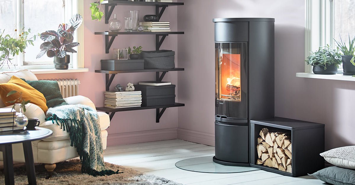 ConturaStoves's tweet image. C610 Style is the smallest model in the new 600 Style series. Here with our new  log storage! #600style #logburner bit.ly/2rVyXLz