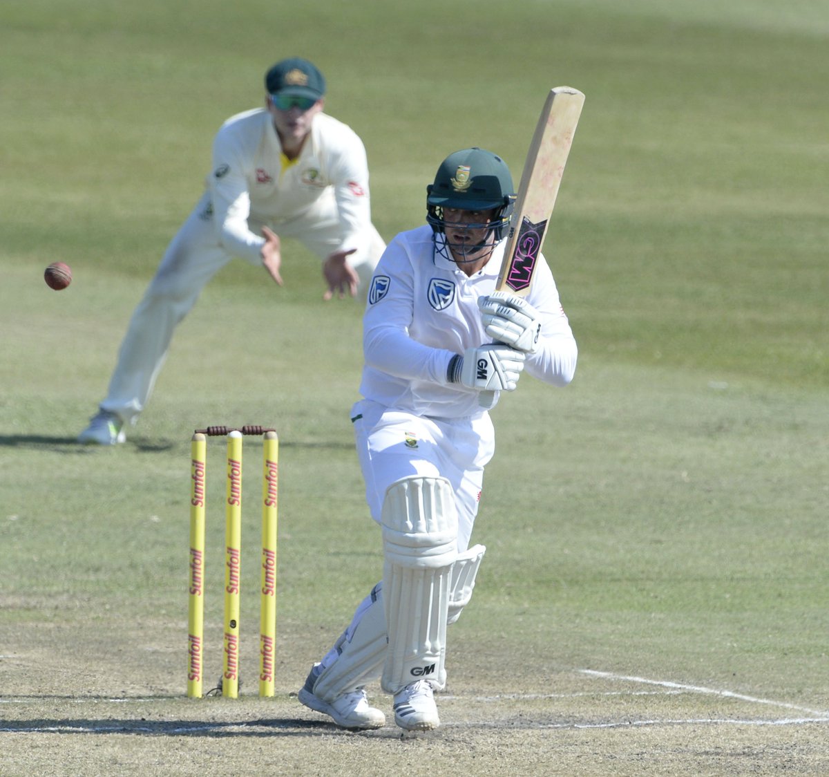ProteasMenCSA's tweet photo. Play has resumed. No hat-trick for Starc, South Africa remain on 293/9. #SAvAUS #SunfoilTest https://t.co/Y2afXZFoHr