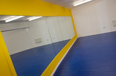birminghamlgbt's tweet photo. Who enjoyed our #FitFebBrum Monday aerobics/boxercise/circuit sessions? Sakina includes all of these styles and many more in her free fully-body workout tonight @ 6pm! https://t.co/Xga9szqzsH https://t.co/17PwwG1Vxg